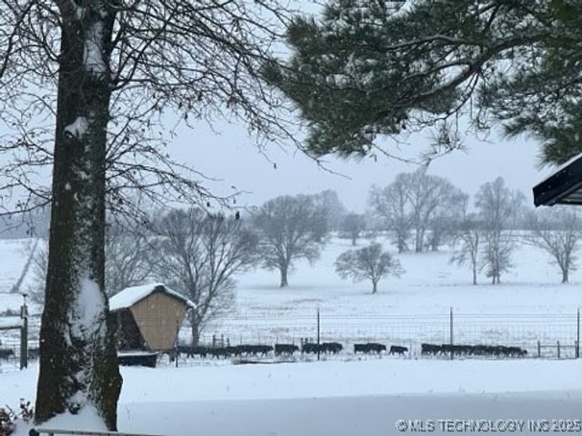 554 N 4206 Road, Hugo, OK 74743