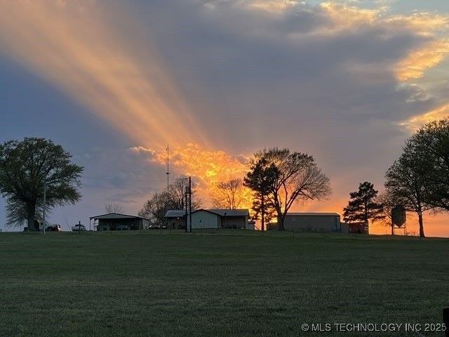 554 N 4206 Road, Hugo, OK 74743