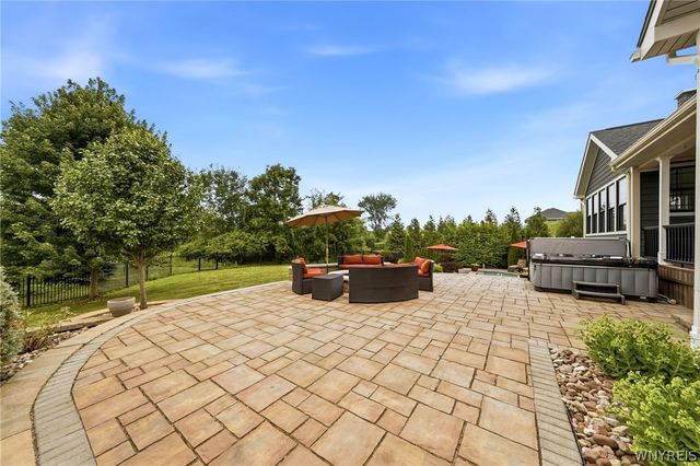 5368 Glenview Drive, Clarence, NY 14031
