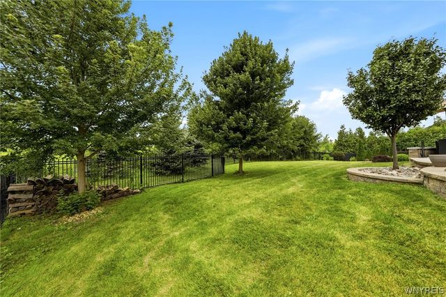 5368 Glenview Drive, Clarence, NY 14031