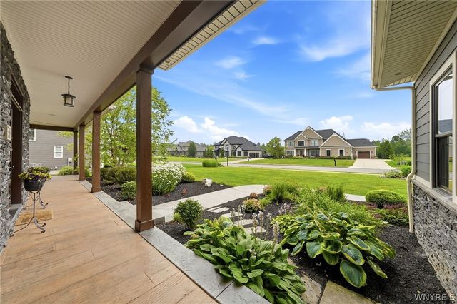 5368 Glenview Drive, Clarence, NY 14031