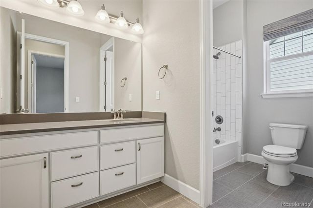 26683 E Peakview Place, Aurora, CO 80016