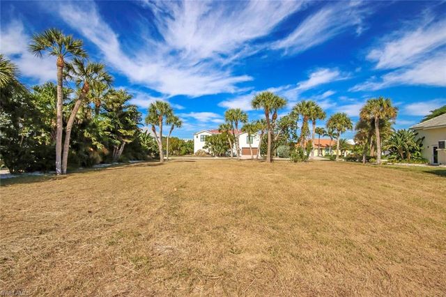 1292 Par View DR, Sanibel, FL 33957