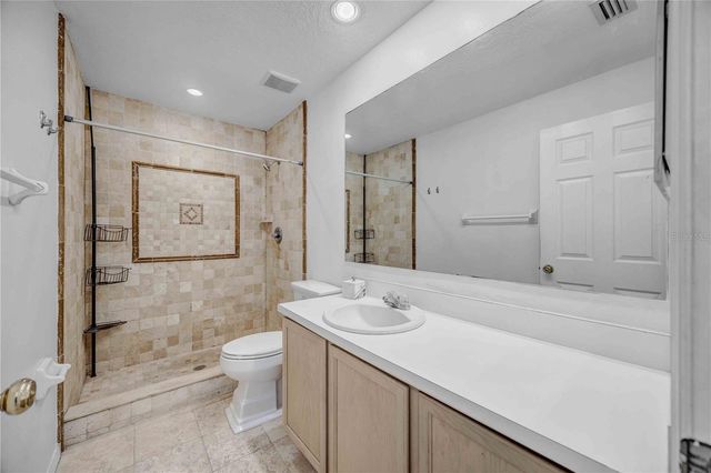 727 KENSINGTON LAKE CIRCLE, Brandon, FL 33511