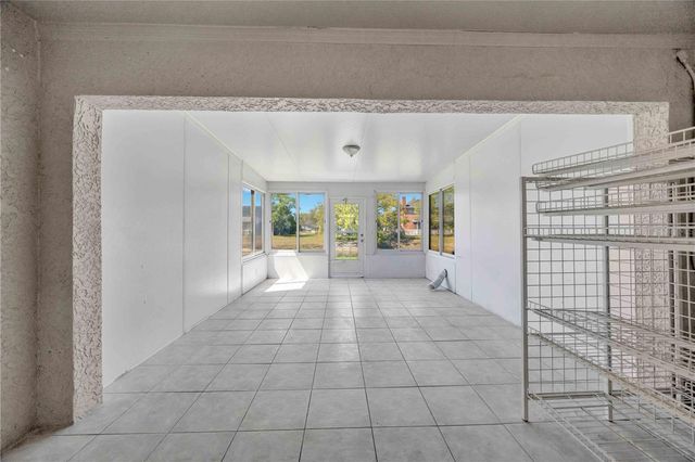 727 KENSINGTON LAKE CIRCLE, Brandon, FL 33511