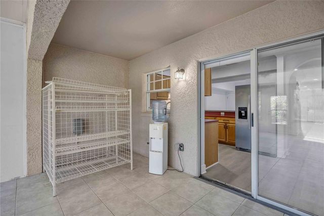 727 KENSINGTON LAKE CIRCLE, Brandon, FL 33511