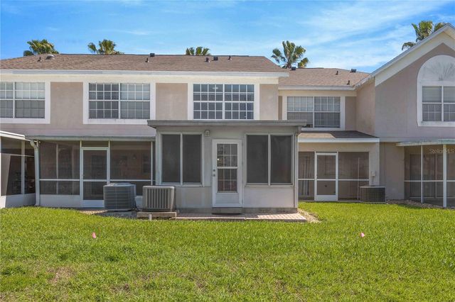 727 KENSINGTON LAKE CIRCLE, Brandon, FL 33511