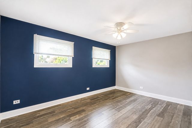 1348 Inverness Drive, Elgin, IL 60120