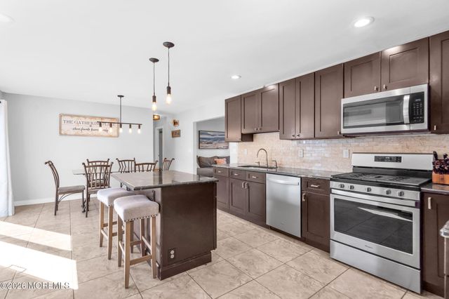 1513 Neptune Avenue, Beachwood, NJ 08722