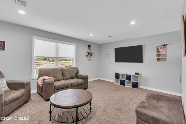 1513 Neptune Avenue, Beachwood, NJ 08722
