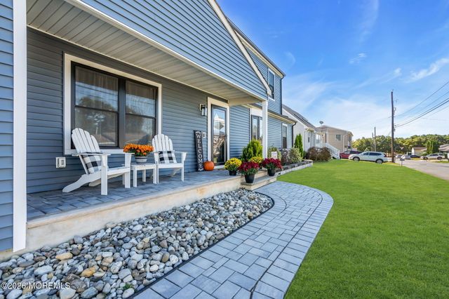 1513 Neptune Avenue, Beachwood, NJ 08722