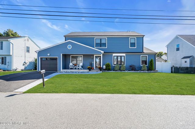 1513 Neptune Avenue, Beachwood, NJ 08722