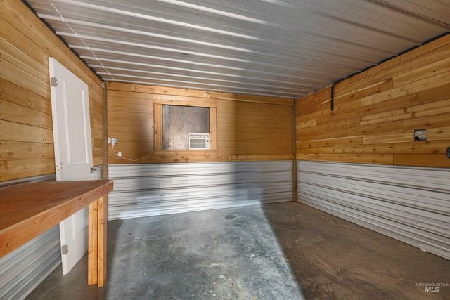 13 S Hawthorne Ave, Middleton, ID 83644