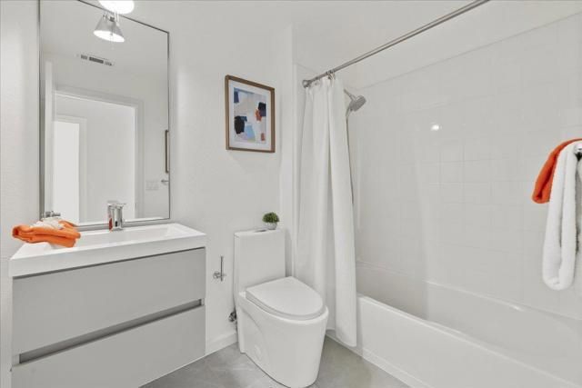 1065 Saginaw Terrace 304, Sunnyvale, CA 94089