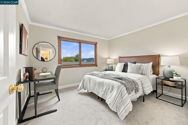 21 Inverleith Terrace, Moraga, CA 94556