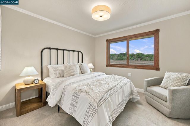 21 Inverleith Terrace, Moraga, CA 94556