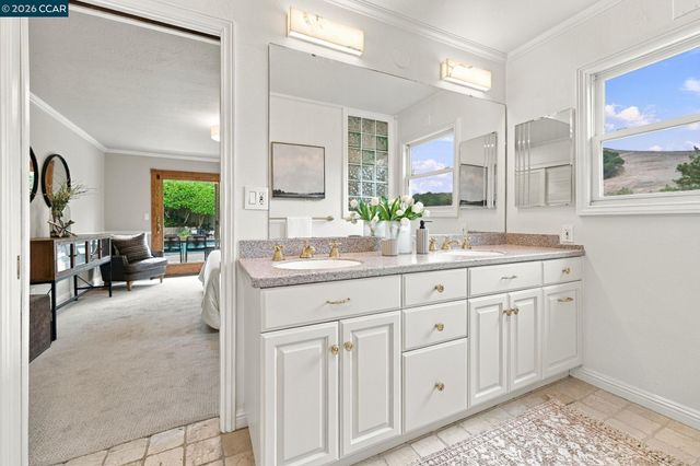 21 Inverleith Terrace, Moraga, CA 94556