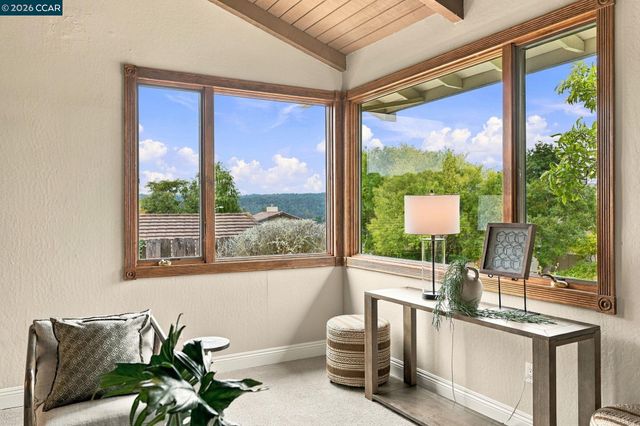21 Inverleith Terrace, Moraga, CA 94556