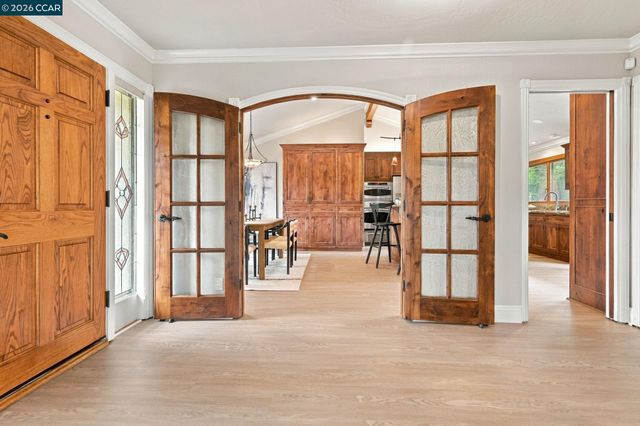21 Inverleith Terrace, Moraga, CA 94556
