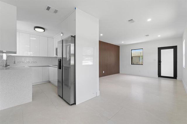 4520 SW 33rd Dr, West Park, FL 33023