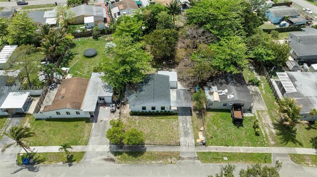 4520 SW 33rd Dr, West Park, FL 33023