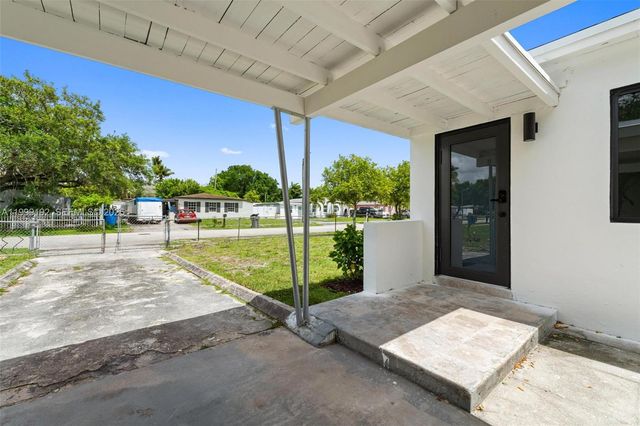 4520 SW 33rd Dr, West Park, FL 33023