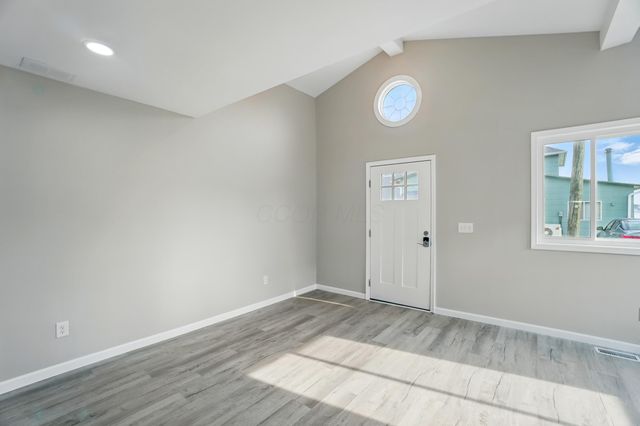 4881 Decker Avenue NE, Thornville, OH 43076