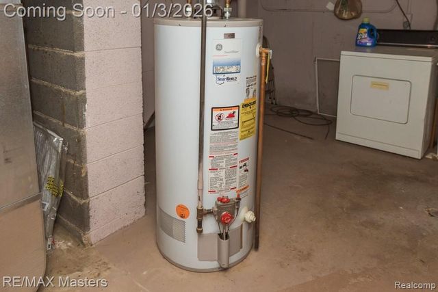 4696 Syracuse Street, Dearborn Heights, MI 48125