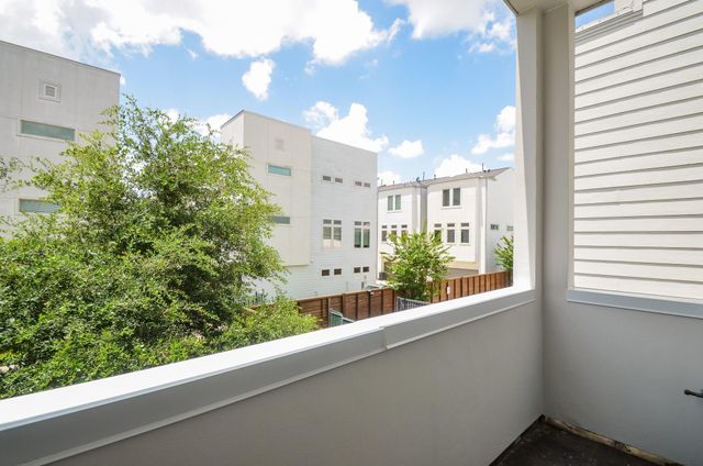 1310 Delano Street, Houston, TX 77003