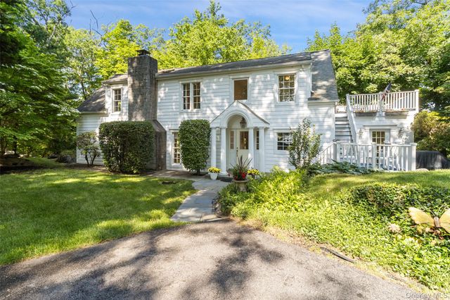 8 Rock Hill Road, Mahopac, NY 10541