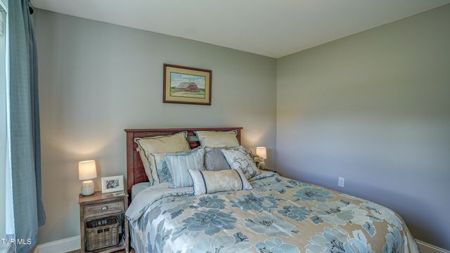 17500 Bridle Drive, Abingdon, VA 24210