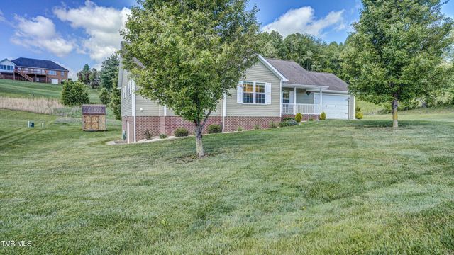 17500 Bridle Drive, Abingdon, VA 24210