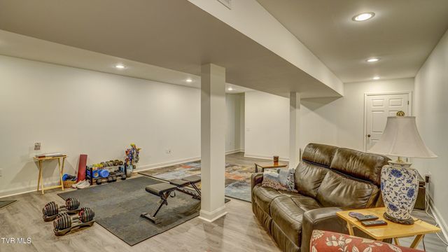 17500 Bridle Drive, Abingdon, VA 24210