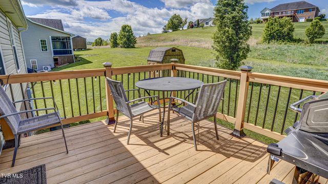 17500 Bridle Drive, Abingdon, VA 24210