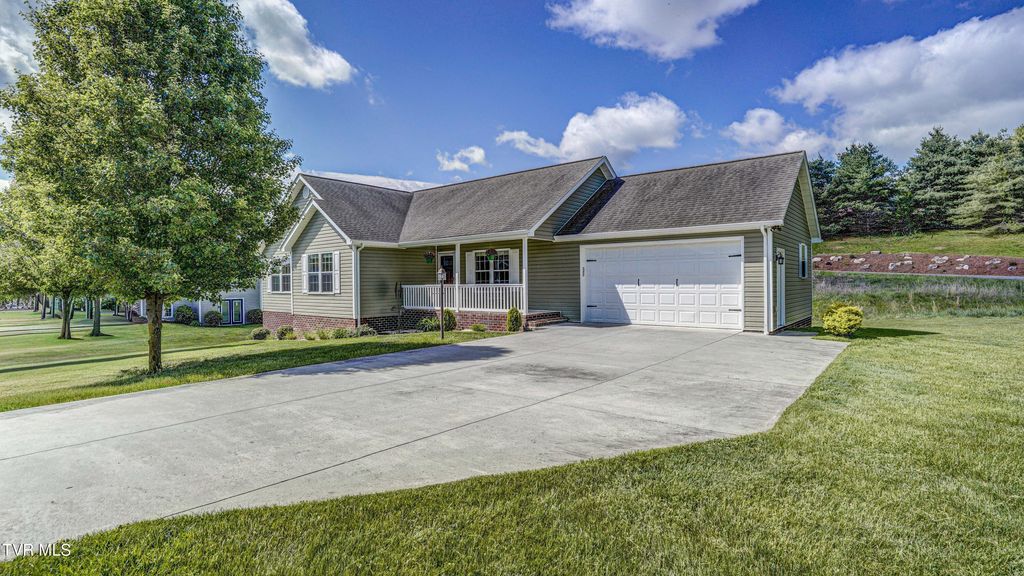 17500 Bridle Drive, Abingdon, VA 24210