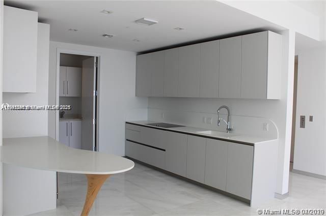 16901 Collins Ave 1202, Sunny Isles Beach, FL 33160