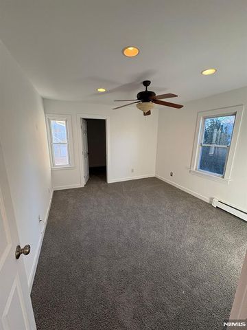 580 Chestnut Avenue, Teaneck, NJ 07666