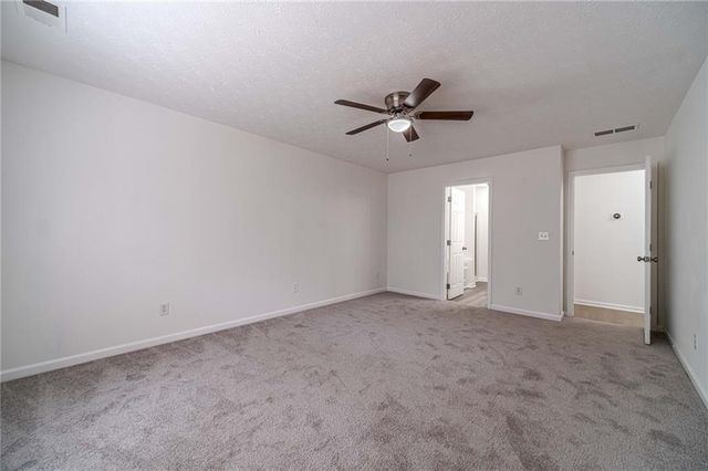 522 Towler Shoals View, Loganville, GA 30052