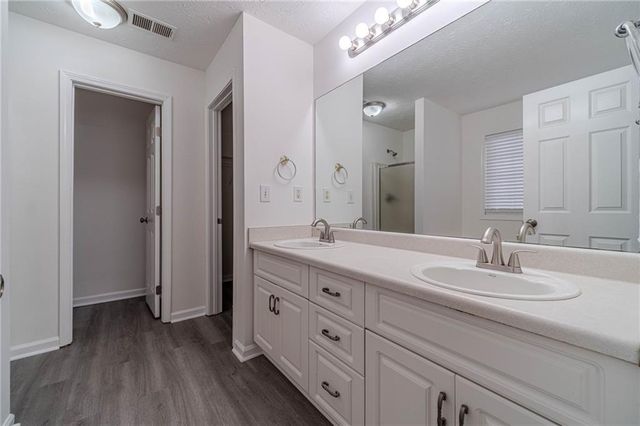 522 Towler Shoals View, Loganville, GA 30052