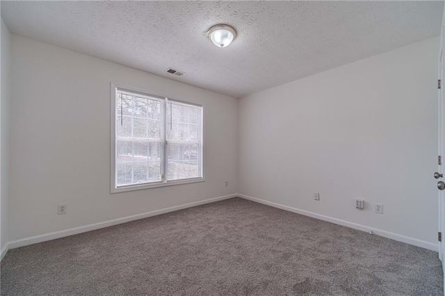 522 Towler Shoals View, Loganville, GA 30052