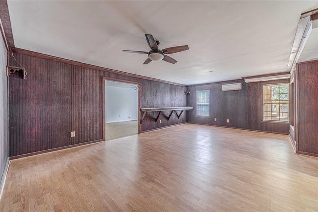 522 Towler Shoals View, Loganville, GA 30052