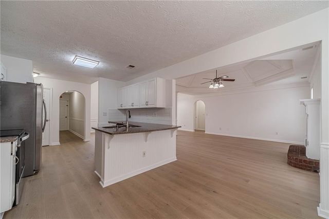 522 Towler Shoals View, Loganville, GA 30052