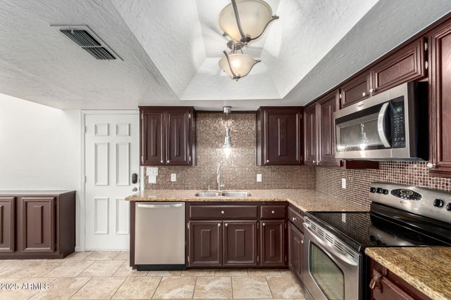 5812 N 12th Street 31, Phoenix, AZ 85014