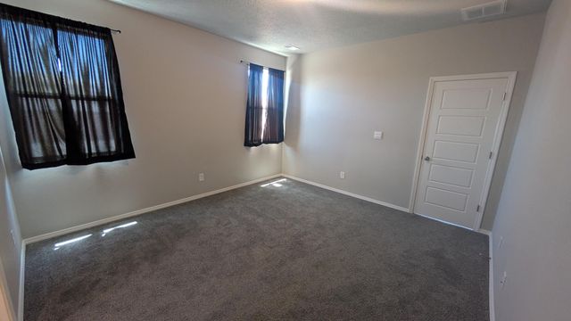 748 Amatista Loop SE, Rio Rancho, NM 87124