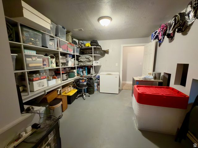 717 S 1100 E, Pleasant Grove, UT 84062