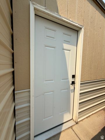 717 S 1100 E, Pleasant Grove, UT 84062