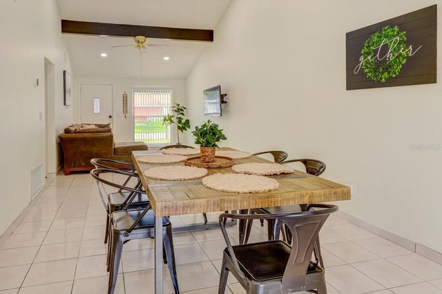8541 BRIAR GROVE CIRCLE, Tampa, FL 33615