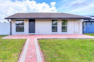 8541 BRIAR GROVE CIRCLE, Tampa, FL 33615