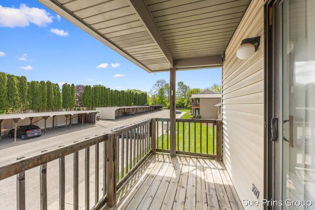 11365 40th Avenue 14, Allendale, MI 49401