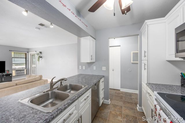 11365 40th Avenue 14, Allendale, MI 49401